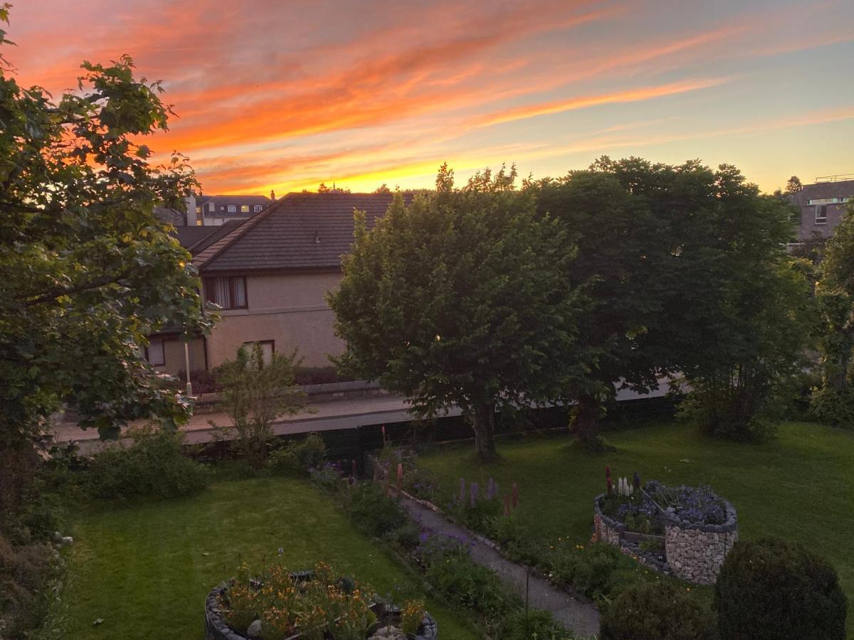 Garden Park Guest House Grantown-on-Spey Exterior foto